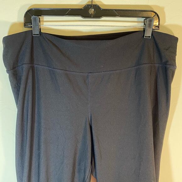 Maurices In Motion Black Pants spandex size 2 - Picture 4 of 7